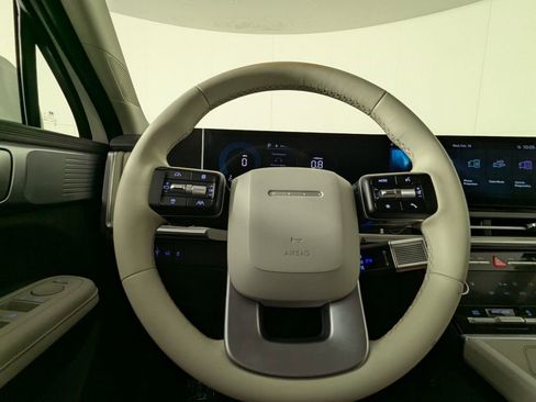 Used 2025 Hyundai Santa Fe SEL image 16