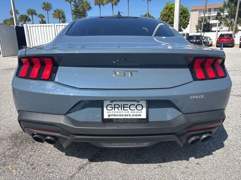 Used 2024 Ford Mustang GT Premium RWD image 3
