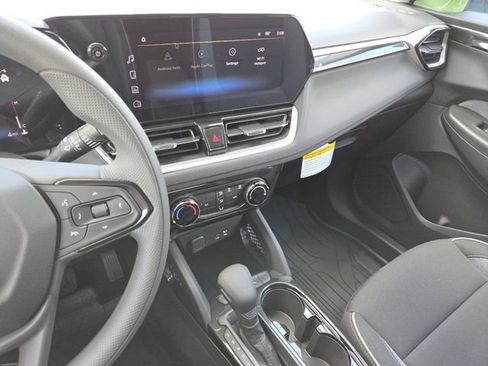 New 2026 Chevrolet TrailBlazer LT w/ Driver Confidence Package FWD image 33