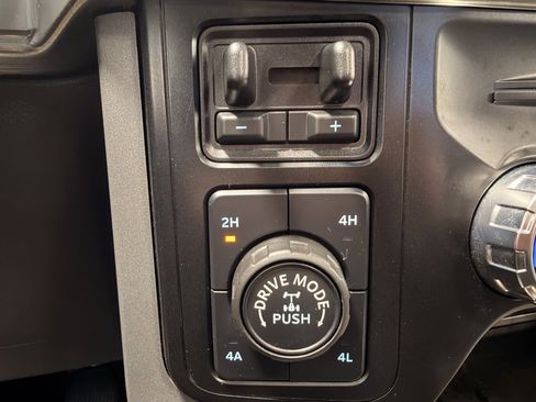 Used 2023 Ford F150 Lariat w/ Equipment Group 502A High image 42