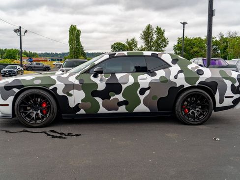 Used 2014 Dodge Challenger SRT8 Core w/ Satin Vapor Edition RWD image 14