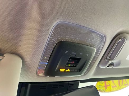 Certified 2024 Toyota Prius XLE image 26