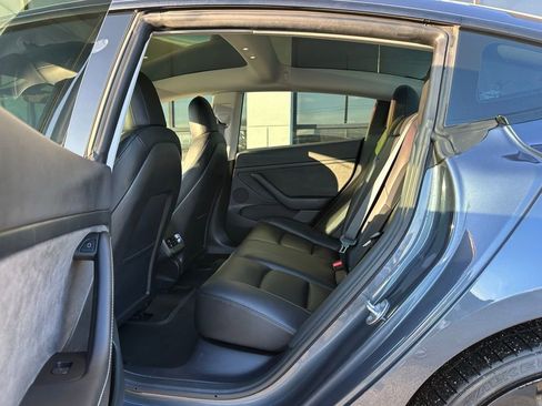 Used 2023 Tesla Model 3 Performance image 20