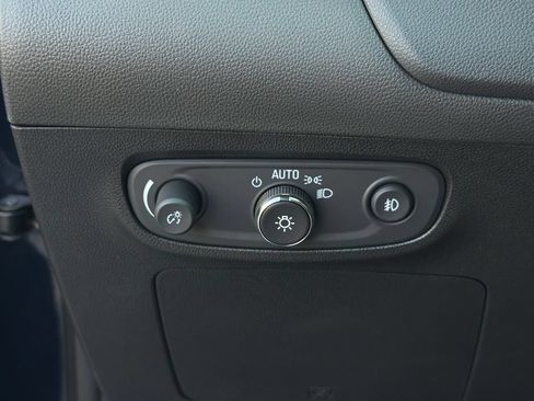 Used 2021 Buick Encore GX Select w/ Sport Touring Package AWD/4WD image 21