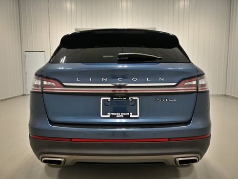 Used 2019 Lincoln Nautilus Select AWD/4WD image 37