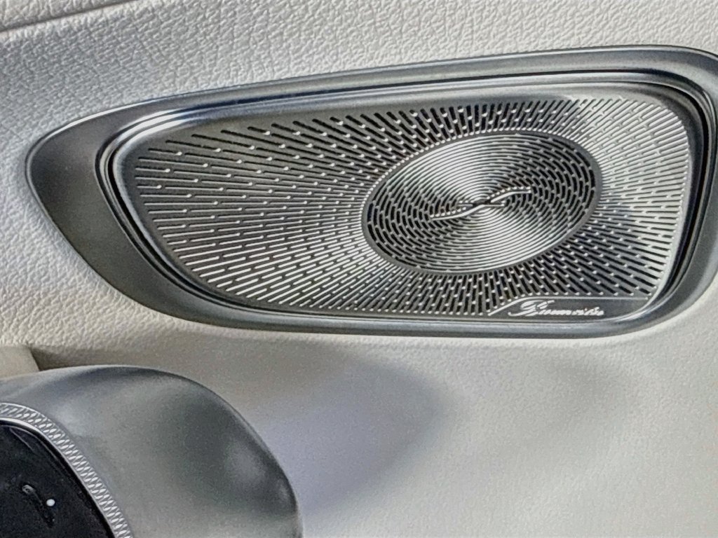 Used 2023 Mercedes-Benz GLC 300 4MATIC image 17