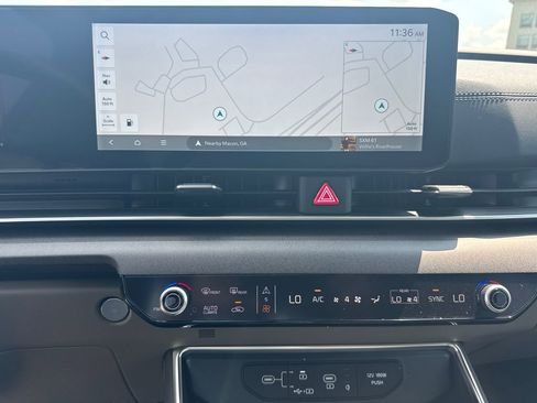 New 2025 Kia Carnival SX FWD image 27