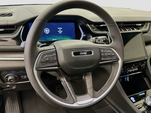 Used 2022 Jeep Grand Cherokee Limited 4xe AWD/4WD image 18