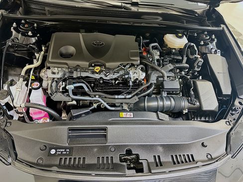 Used 2025 Toyota Camry SE FWD image 34