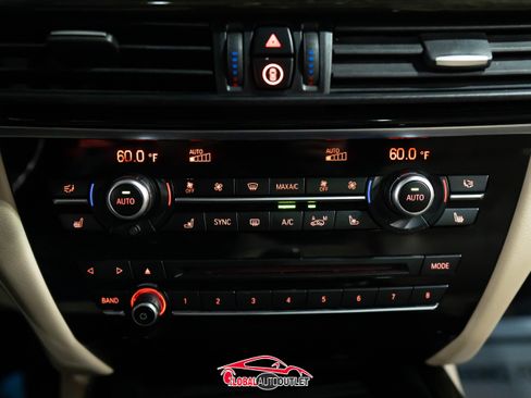 Used 2017 BMW X5 xDrive35i w/ M Sport Package image 35