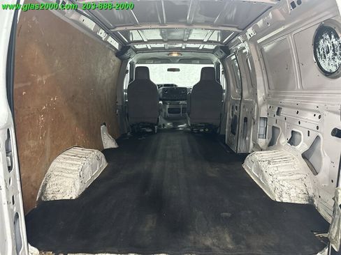 Used 2013 Ford E-250 and Econoline 250 w/ PWR Group image 10