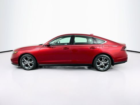 Used 2024 Honda Accord EX image 4