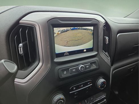 Used 2022 Chevrolet Silverado 1500 Custom Trail Boss w/ LPO, Dark Essentials Package image 17