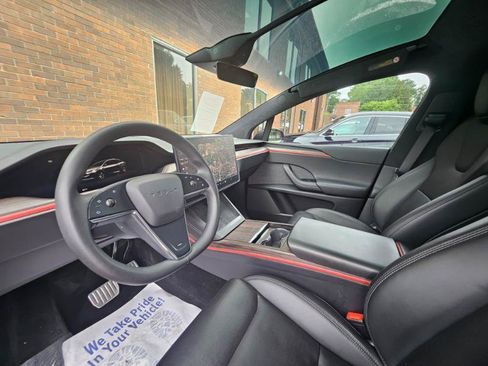 Used 2023 Tesla Model X AWD/4WD image 37