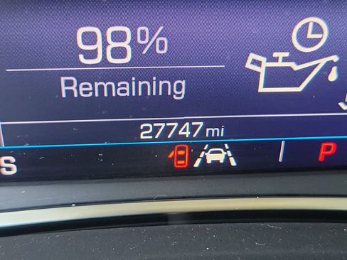 Used 2023 GMC Terrain SLE w/ Driver Convenience Package image 26