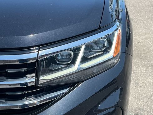 Used 2022 Volkswagen Atlas SEL Premium AWD/4WD image 40