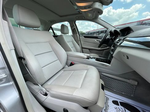 Used 2014 Mercedes-Benz E 350 Sedan image 13