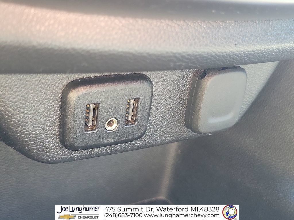 Certified 2020 Chevrolet Traverse LT FWD image 36