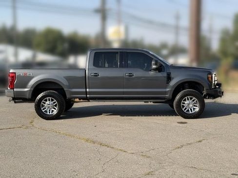Used 2017 Ford F250 Lariat w/ Tow Technology Bundle AWD/4WD image 9