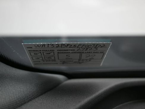 Used 2023 Audi Q4 e-tron Premium Plus w/ Premium Plus image 13