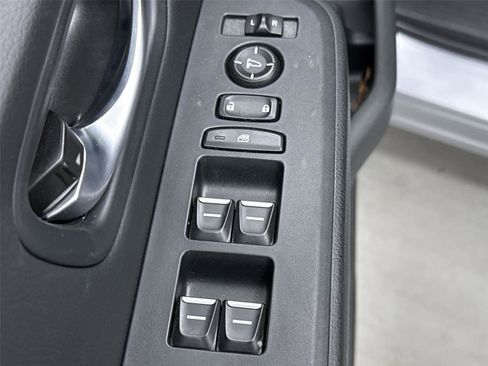 Certified 2025 Honda Pilot Sport image 12