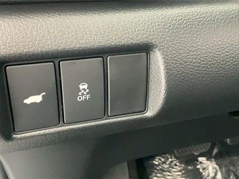 New 2025 Honda Pilot Touring image 16