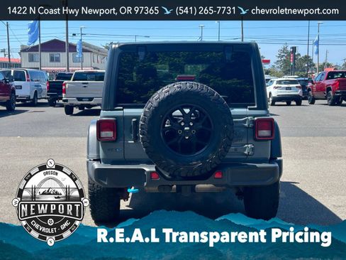 Used 2024 Jeep Wrangler Unlimited AWD/4WD image 6