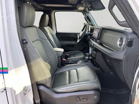 Used 2024 Jeep Wrangler High Altitude image 12