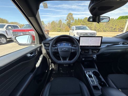 Used 2023 Ford Escape ST-Line Select w/ Tech Pack #2 image 12