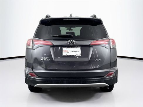 Used 2016 Toyota RAV4 XLE image 7