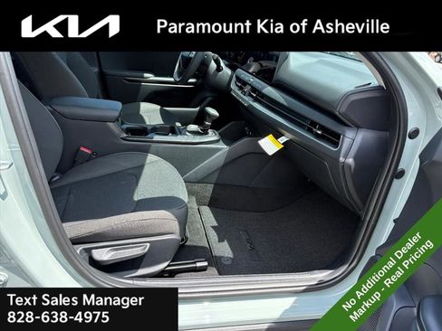New 2026 Kia K4 FWD image 17