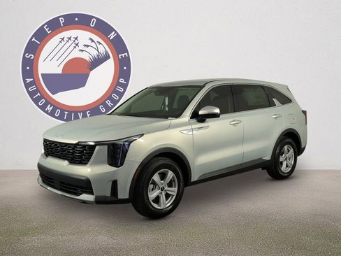 New 2026 Kia Sorento LX image 2