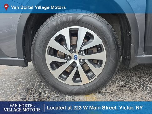 Used 2021 Subaru Outback Premium AWD/4WD image 27
