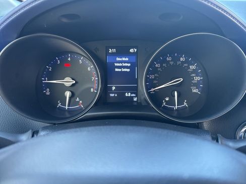 Used 2021 Toyota C-HR XLE FWD image 12