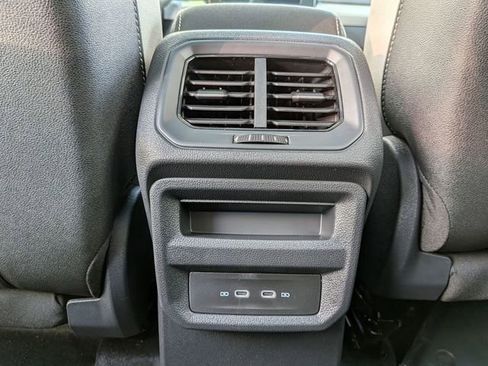 New 2026 Volkswagen Taos SE image 26