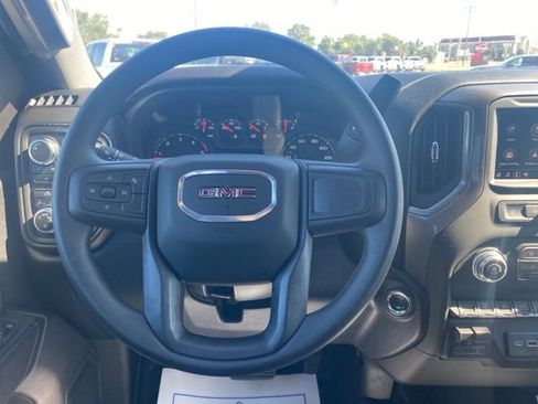 New 2025 GMC Sierra 2500 Pro image 15