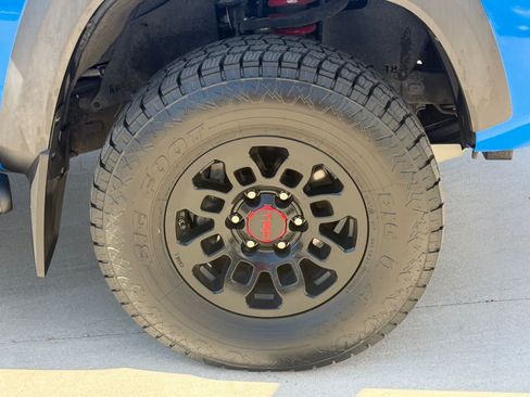 Used 2019 Toyota Tacoma TRD Pro AWD/4WD image 10