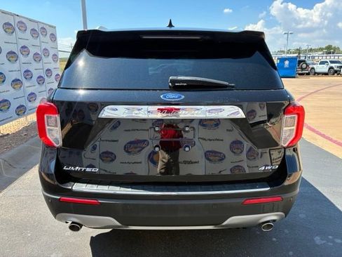 Certified 2023 Ford Explorer Limited AWD/4WD image 5