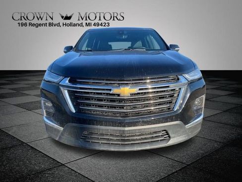 Used 2023 Chevrolet Traverse LT w/ LT Premium Package image 7
