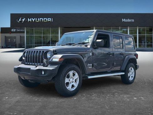 Used 2021 Jeep Wrangler Unlimited Sport w/ Cold Weather Group AWD/4WD image 1