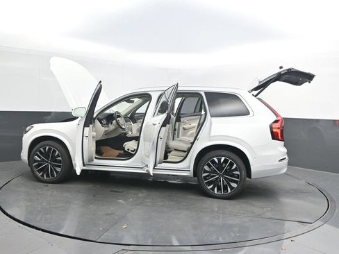 New 2026 Volvo XC90 B6 Ultra w/ Protection Package AWD/4WD image 40