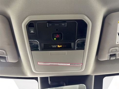 Used 2023 Toyota Tundra SR5 w/ SR5 Convenience Package AWD/4WD image 6