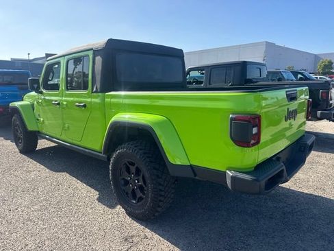 Used 2021 Jeep Gladiator Sport AWD/4WD image 7