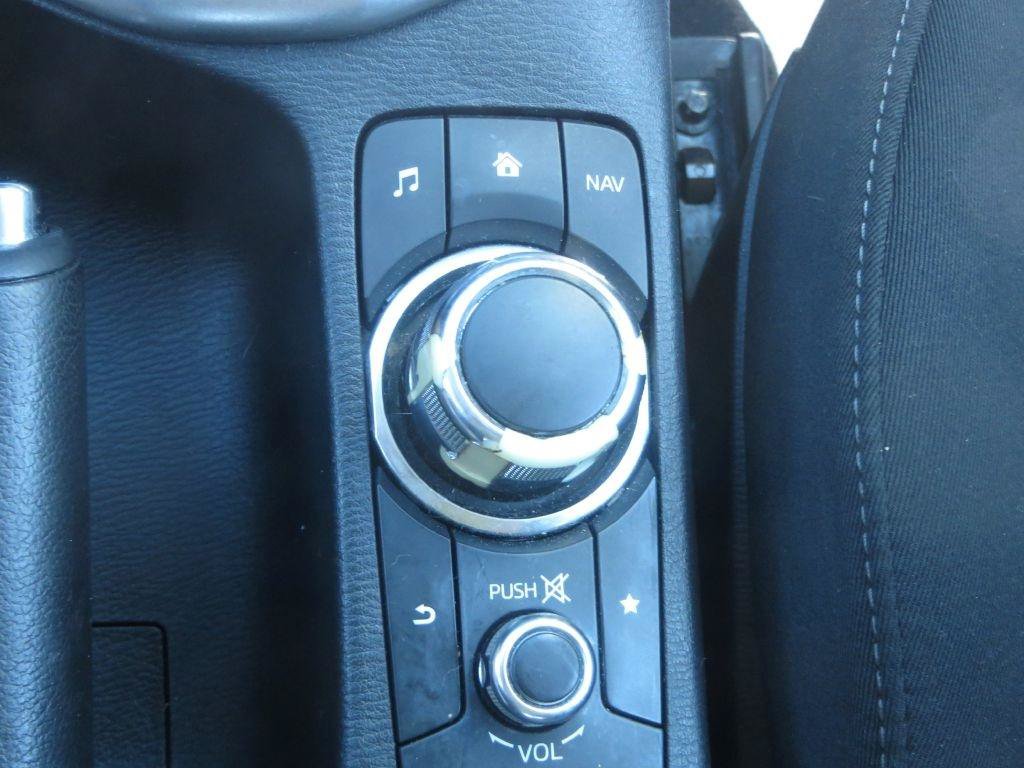 Used 2018 MAZDA CX-3 Sport AWD/4WD image 18