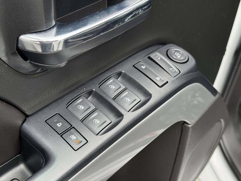 Used 2018 Chevrolet Silverado 1500 LT w/ All Star Edition AWD/4WD image 14