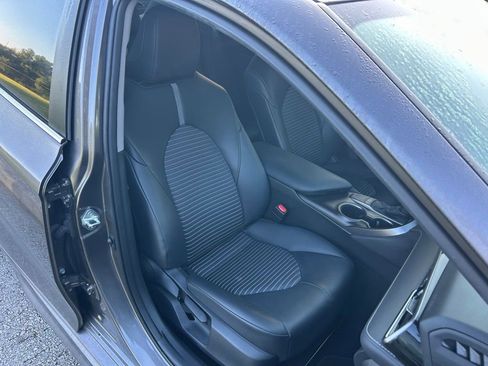 Used 2024 Toyota Camry SE w/ Convenience Package FWD image 15
