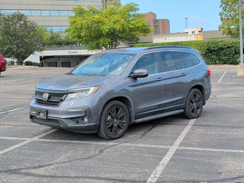 Used 2022 Honda Pilot Special Edition image 2
