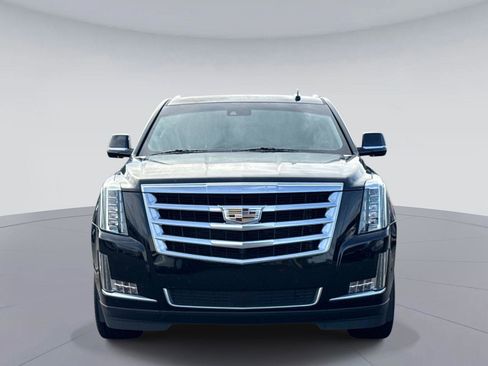 Used 2017 Cadillac Escalade Premium Luxury RWD image 8
