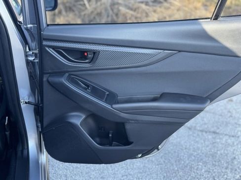 Used 2019 Subaru Crosstrek 2.0i Premium image 16