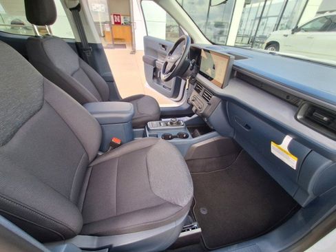 Used 2025 Ford Maverick XL w/ Equipment Group 101A image 19